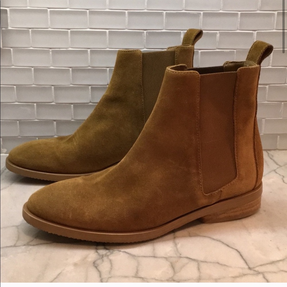 Everlane Chelsea Ankle Boots Suede Tan 6